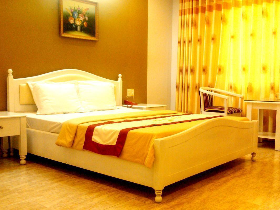 Ha Noi Hotel Near Tan Son Nhat Airport --- Free Airport Pick-Up And Drop-Off Available 24 Hours A Day Ho Si Minh-város Kültér fotó