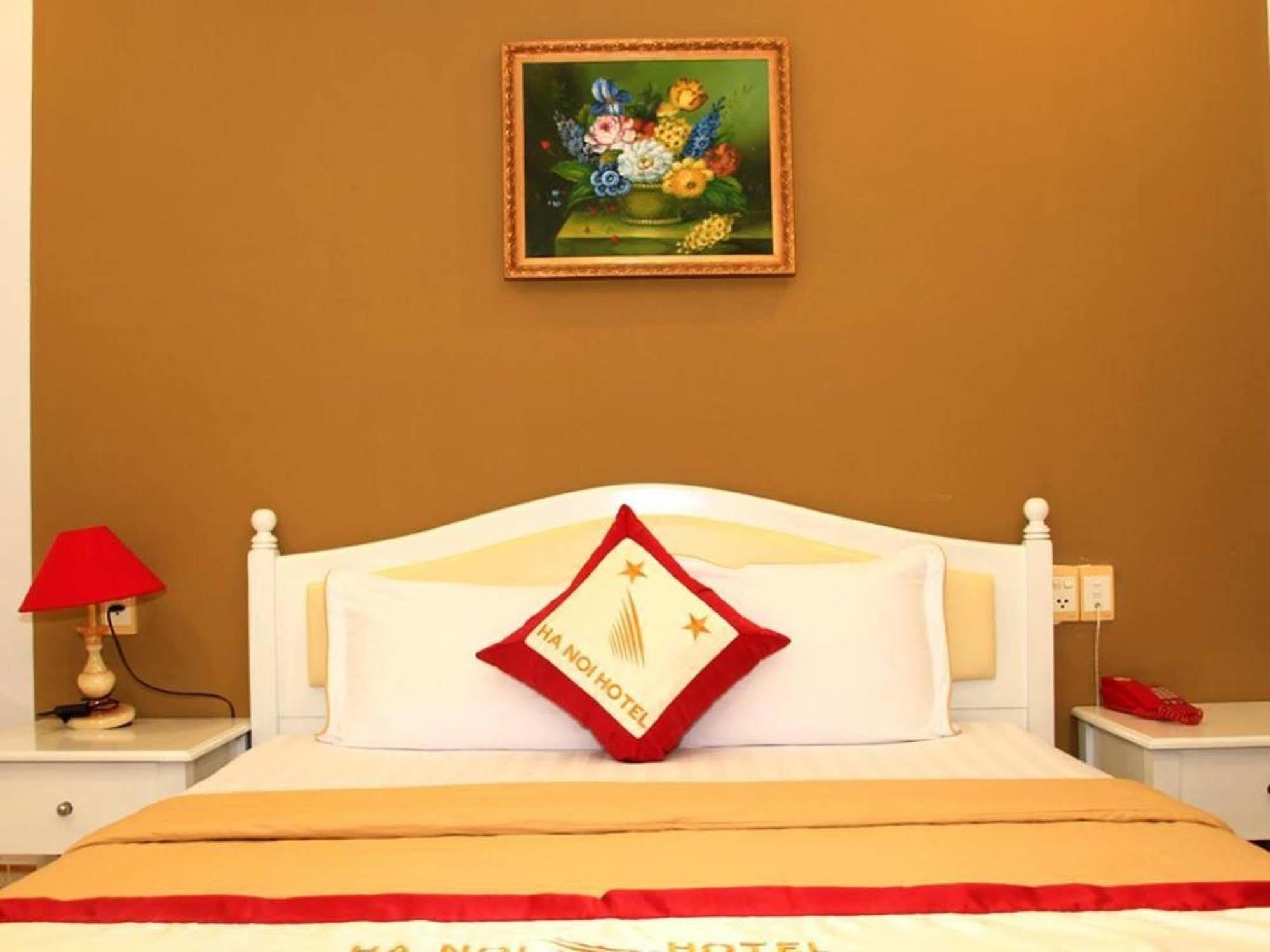 Ha Noi Hotel Near Tan Son Nhat International Airport Ho Si Minh-város Kültér fotó