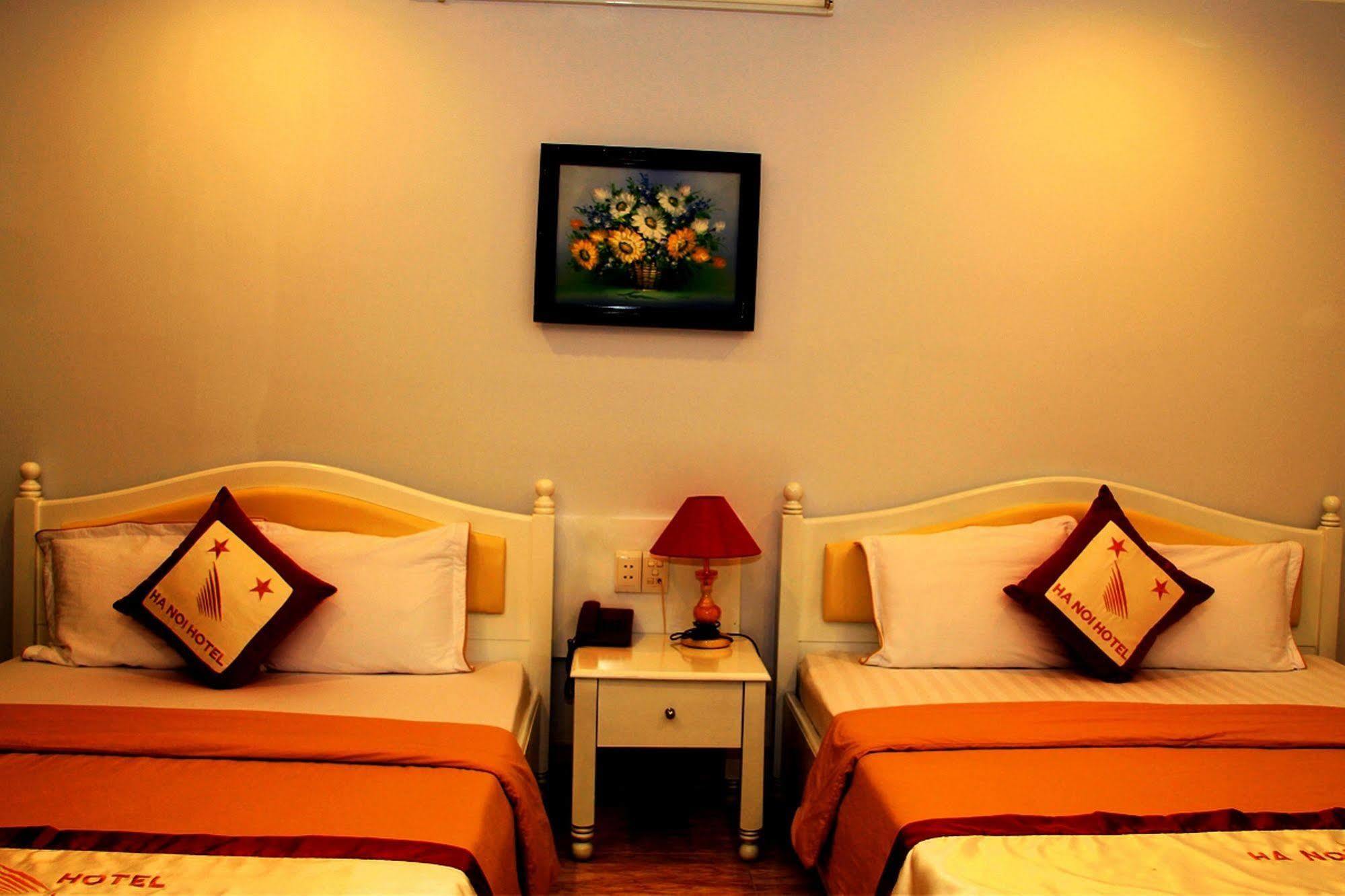 Ha Noi Hotel Near Tan Son Nhat International Airport Ho Si Minh-város Kültér fotó