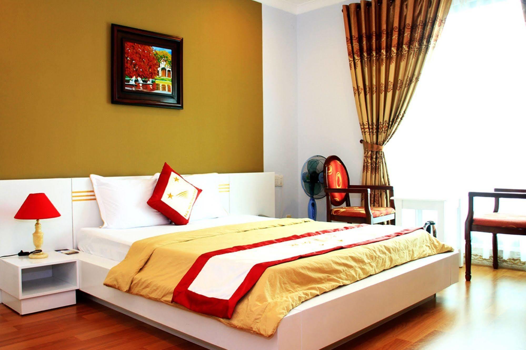 Ha Noi Hotel Near Tan Son Nhat International Airport Ho Si Minh-város Kültér fotó